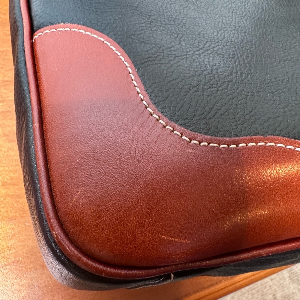 Bally Black and Red Shoulder Bag - Picture 12 of 14